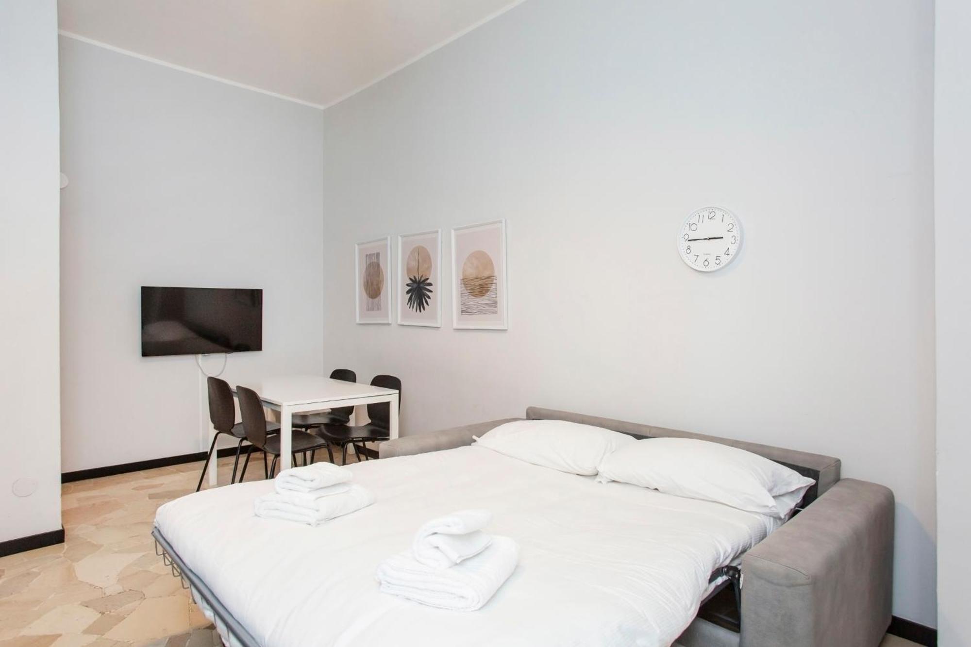 We Home - Duomo Marchese House Milano Esterno foto