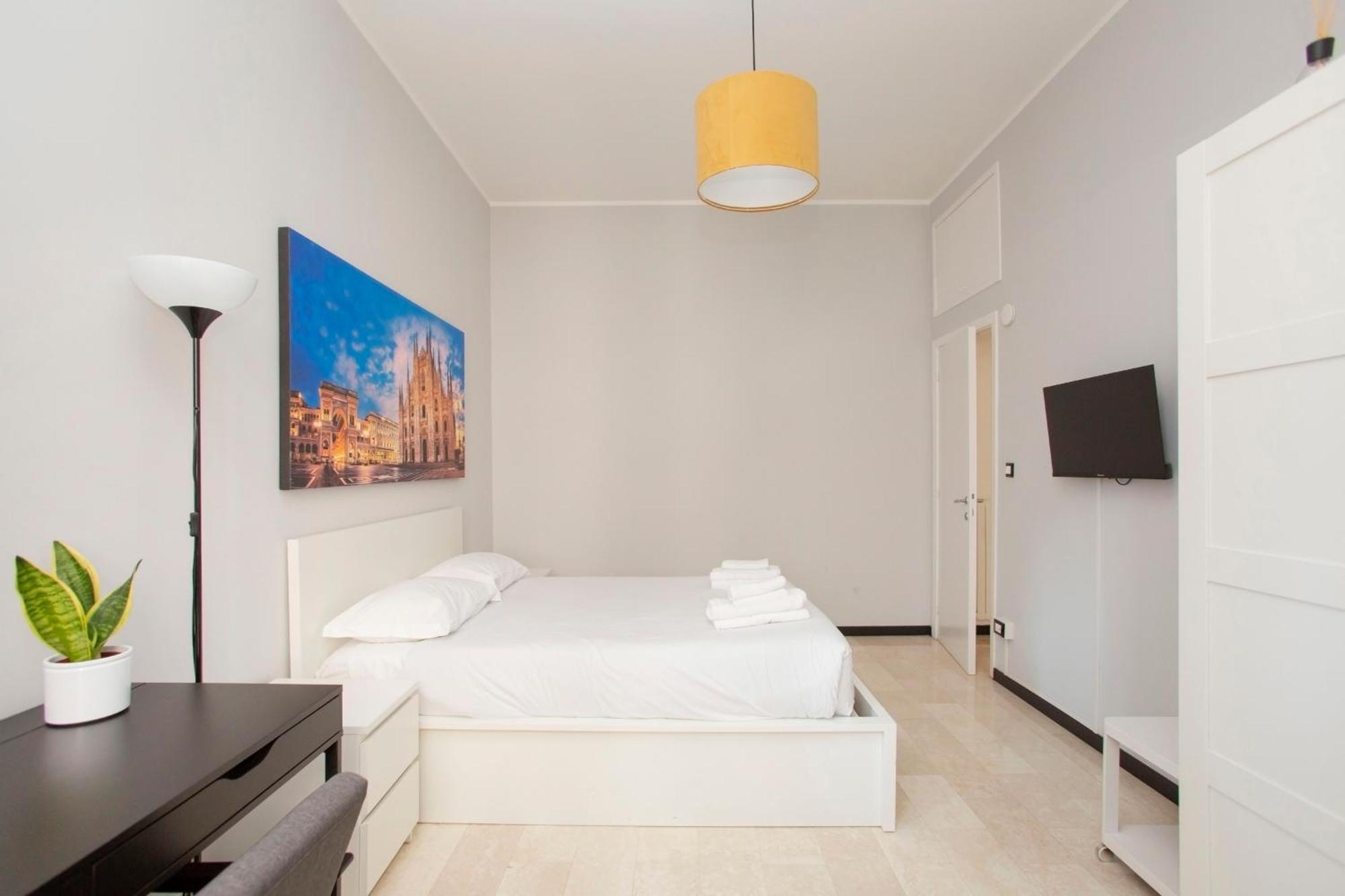 We Home - Duomo Marchese House Milano Esterno foto