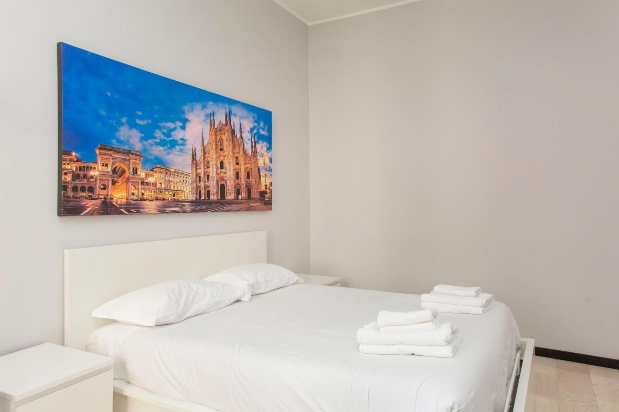 We Home - Duomo Marchese House Milano Esterno foto